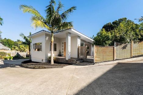 Photo of property in 265a Vipond Road, Stanmore Bay, Whangaparaoa, 0932