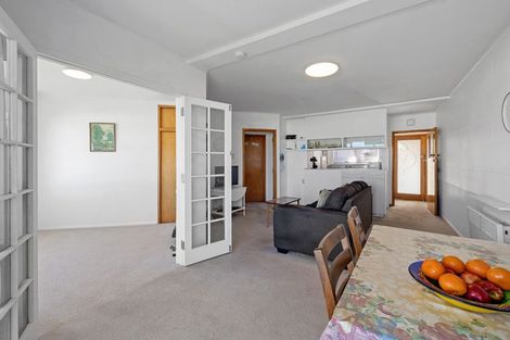 Photo of property in 6/184 Powderham Street, New Plymouth, 4310