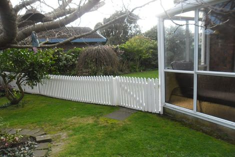 Photo of property in 347b Te Moana Road, Waikanae, 5036