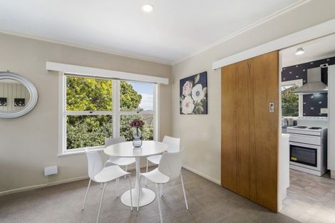 Photo of property in 1/21 Evelyn Place, Hillcrest, Auckland, 0627