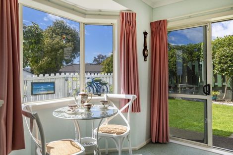 Photo of property in 10 Bayvista Close, Welcome Bay, Tauranga, 3112