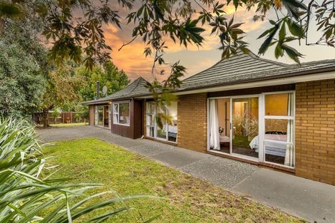 Photo of property in 21 Glenside Avenue, Ilam, Christchurch, 8041