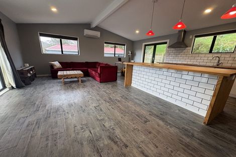 Photo of property in 26 Fiona Grove, Karori, Wellington, 6012