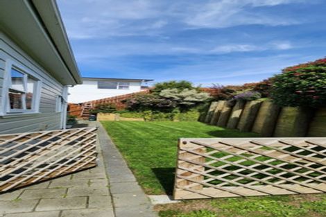 Photo of property in 15 Seine Street, Island Bay, Wellington, 6023