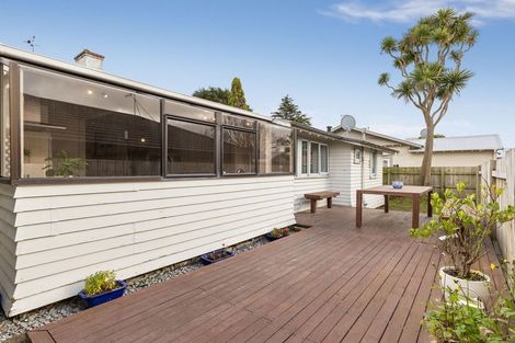 Photo of property in 41 Roy Street, Palmerston North, 4410