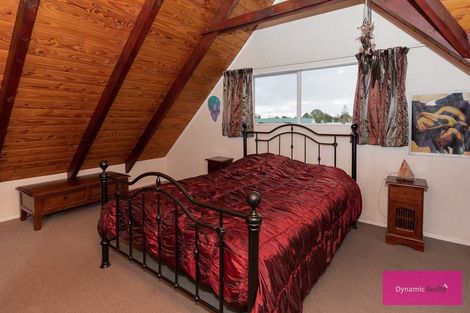 Photo of property in 9 Cemetery Road, Sanson, 4817