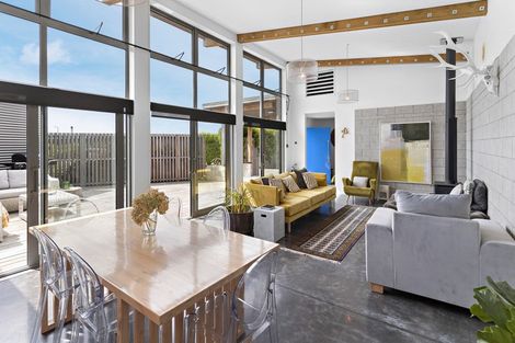 Photo of property in 3 Tuscan Lane, Martinborough, 5711