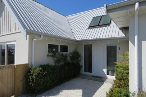 Photo of property in 1 Brompton Close, Richmond Heights, Taupo, 3330