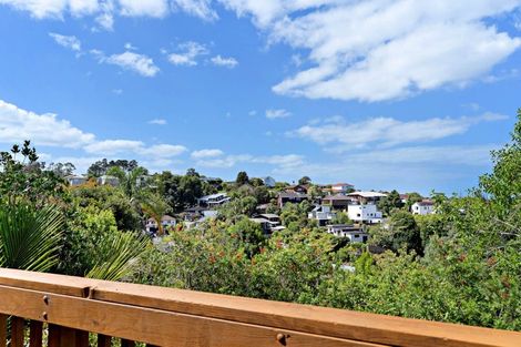 Photo of property in 899a East Coast Road, Northcross, Auckland, 0632