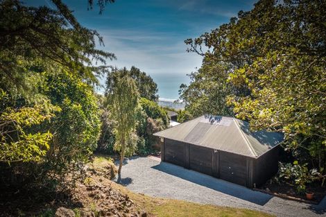 Photo of property in 1 Broadleaf Lane, Heathcote Valley, Christchurch, 8081