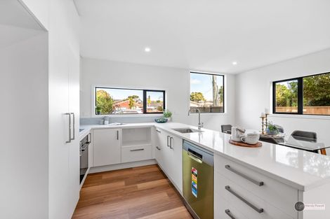 Photo of property in 2/51 Kings Crescent, Hutt Central, Lower Hutt, 5010