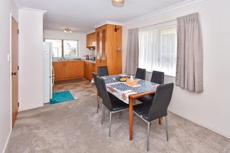 Photo of property in 2/327 Great South Road, Papakura, 2110