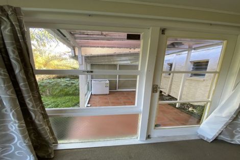 Photo of property in 27 Mahara Avenue, Birkenhead, Auckland, 0626