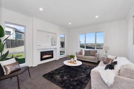 Photo of property in 18 Rose Berry Crescent, Flagstaff, Hamilton, 3210