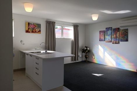 Photo of property in 44a Waverley Avenue, Glenfield, Auckland, 0629