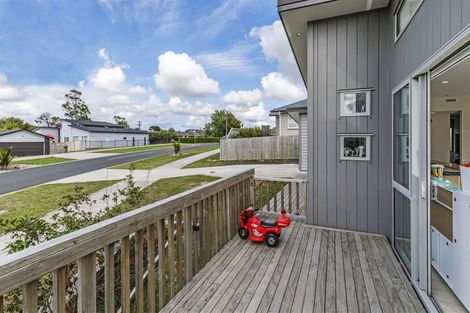 Photo of property in 42 Huarahi Pai Road, Huapai, Kumeu, 0810