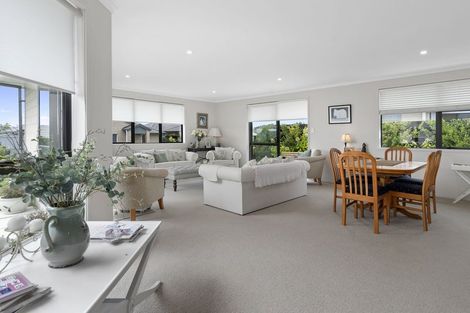 Photo of property in 9 Vista Close, Omokoroa, 3114