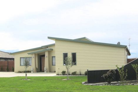 Photo of property in 93 Ferry Road, Clive, 4102