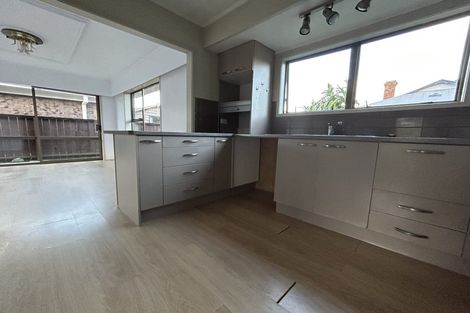 Photo of property in 2/34 Wallace Road, Papatoetoe, Auckland, 2025