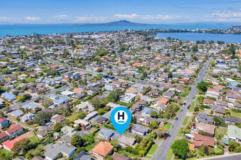 Photo of property in 1/53 Corunna Road, Milford, Auckland, 0620