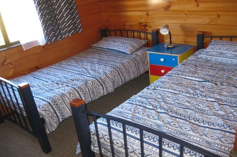 Photo of property in 5 Logan Avenue, Wharewaka, Taupo, 3330