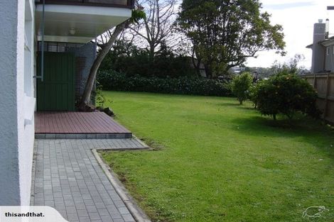 Photo of property in 1/133 Shakespeare Road, Milford, Auckland, 0620