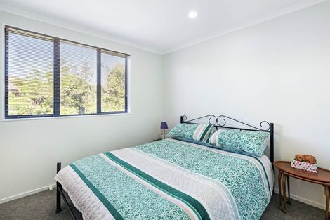 Photo of property in 57a Advene Road, Cockle Bay, Auckland, 2014