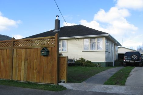Photo of property in 17 Seddon Street, Feilding, 4702