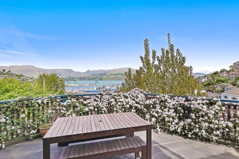 Photo of property in 37 Jacksons Road, Lyttelton, 8082