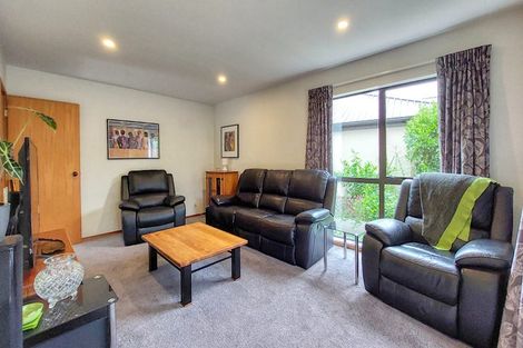Photo of property in 2/14 Strauss Place, Somerfield, Christchurch, 8024