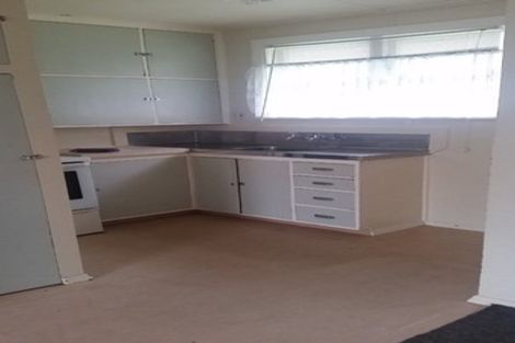 Photo of property in 90-92 Strand Crescent, Naenae, Lower Hutt, 5011