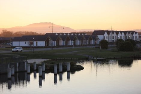 Photo of property in 25 Lakeside Drive, Pahurehure, Papakura, 2113