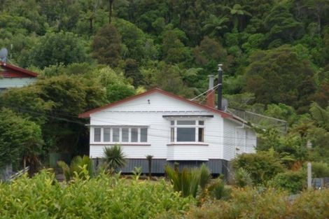 Photo of property in 9 Ashmore Avenue, Cobden, Greymouth, 7802