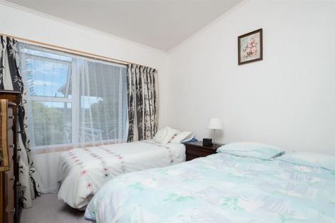 Photo of property in 29 Poinsettia Place, Henderson, Auckland, 0610