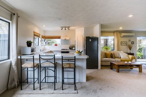 Photo of property in 233 Lamb Street, Leamington, Cambridge, 3432