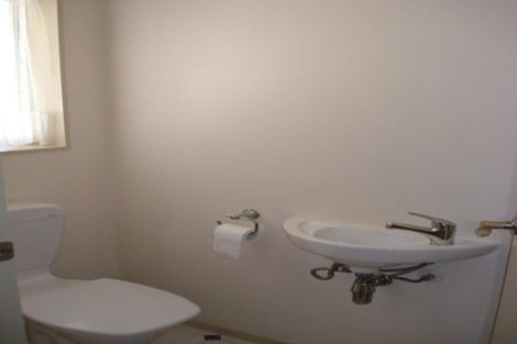 Photo of property in 42a Queenwood Road, Levin, 5510