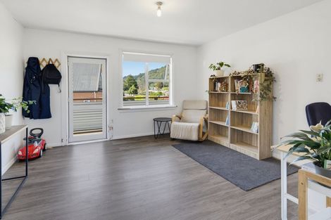 Photo of property in 51 Wairau Road, Picton, 7220