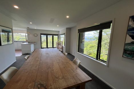 Photo of property in 3b Maldive Street, Khandallah, Wellington, 6035