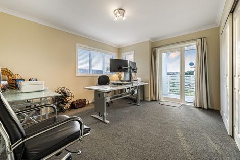 Photo of property in 7 Star Place, Cockle Bay, Auckland, 2014