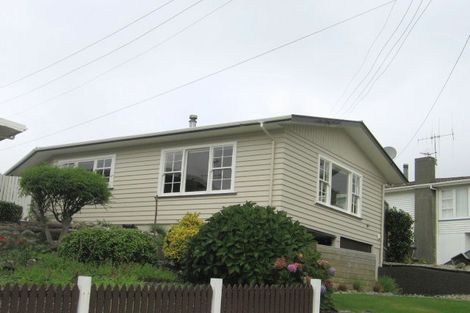 Photo of property in 13 Saint Edmund Crescent, Tawa, Wellington, 5028