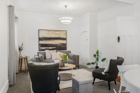 Photo of property in 124 Glenmore Street, Northland, Wellington, 6012