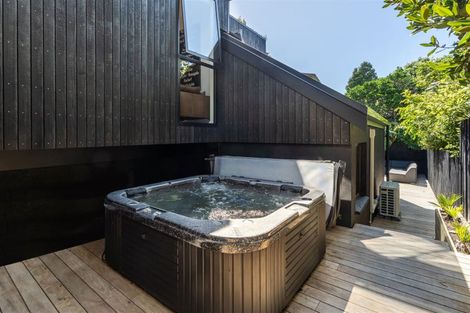 Photo of property in 16 Asbury Crescent, Campbells Bay, Auckland, 0630