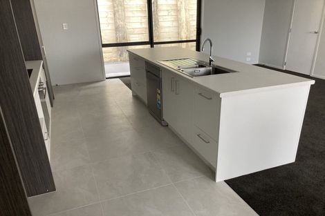 Photo of property in 7 Albatross Lane, Welcome Bay, Tauranga, 3112