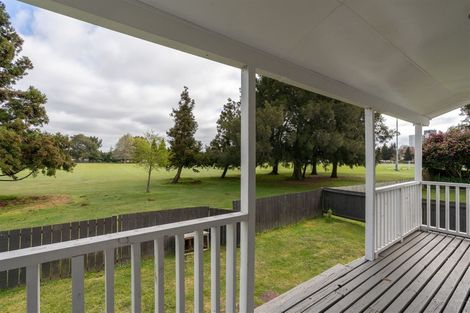 Photo of property in 19 Crescent Court, Melville, Hamilton, 3206