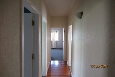 Photo of property in 1/15 Gilfillan Street, Blockhouse Bay, Auckland, 0600