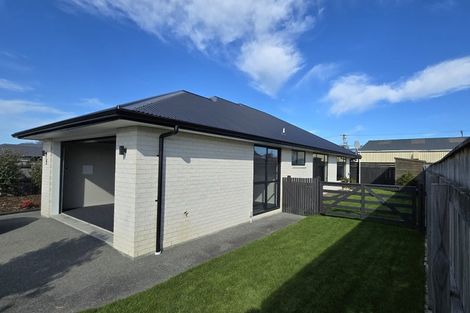 Photo of property in 5 Hereford Drive, Carterton, 5713