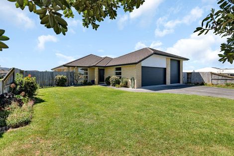 Photo of property in 12 Sando Way, One Tree Point, 0118