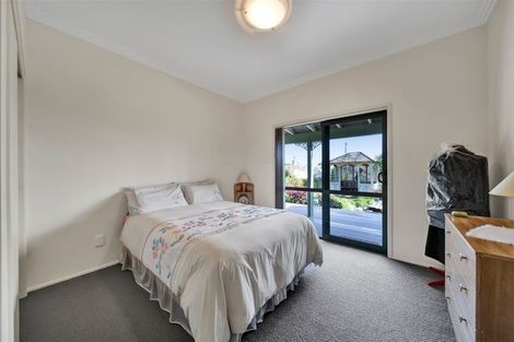 Photo of property in 104b Queens Road, Glen Avon, New Plymouth, 4312