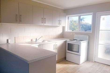 Photo of property in 1/1 Greenock Road, Ranui, Auckland, 0612