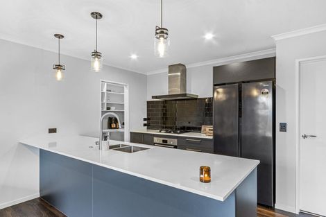 Photo of property in 53 Selfe Crescent, Burwood, Christchurch, 8083